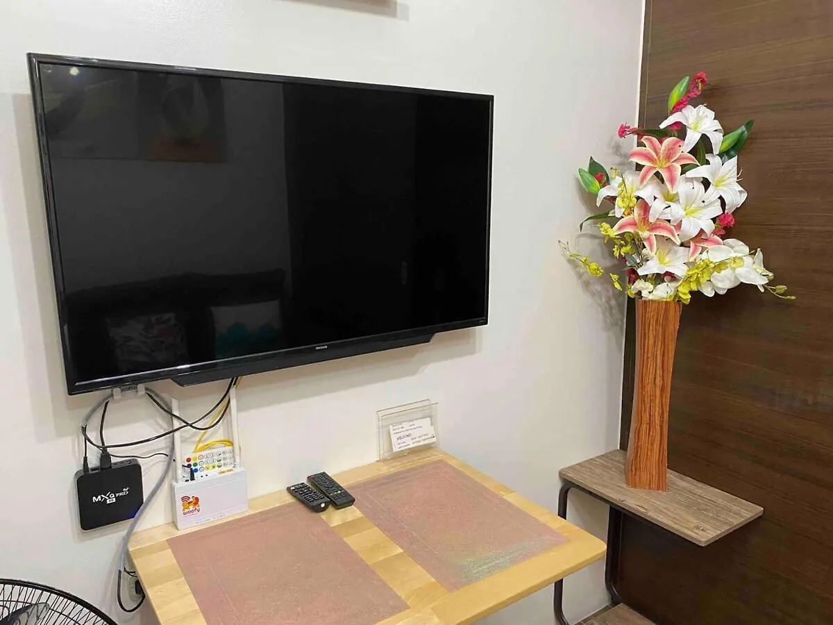 Cosmo Nest Air Skyline One Br Makati 2270 Gym Swim Park 300 Mbps Apartment Manila