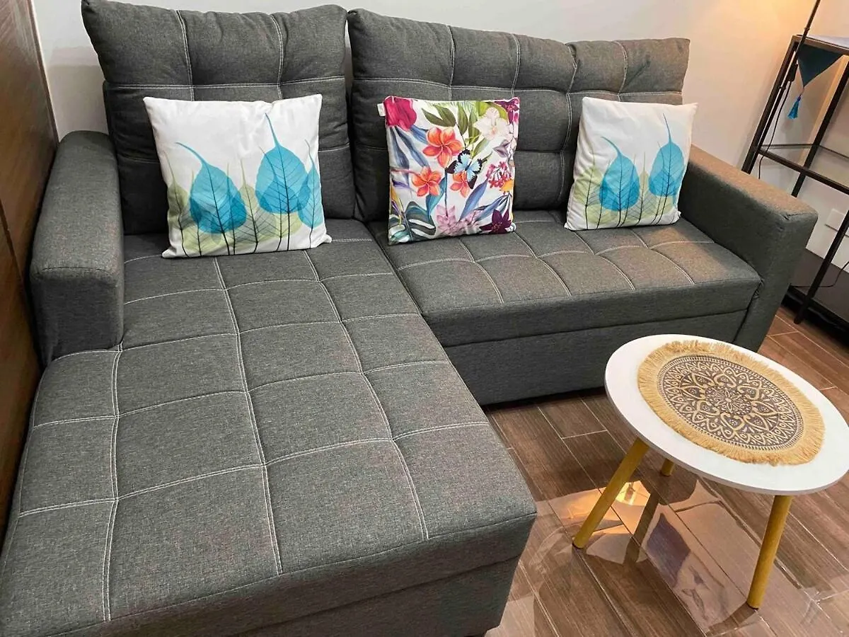 Cosmo Nest Air Skyline One Br Makati 2270 Gym Swim Park 300 Mbps Apartment Manila